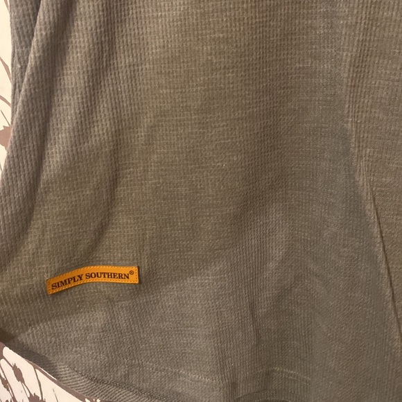 Simply Souther XL Thermal Long Sleeve - Picture 2 of 4